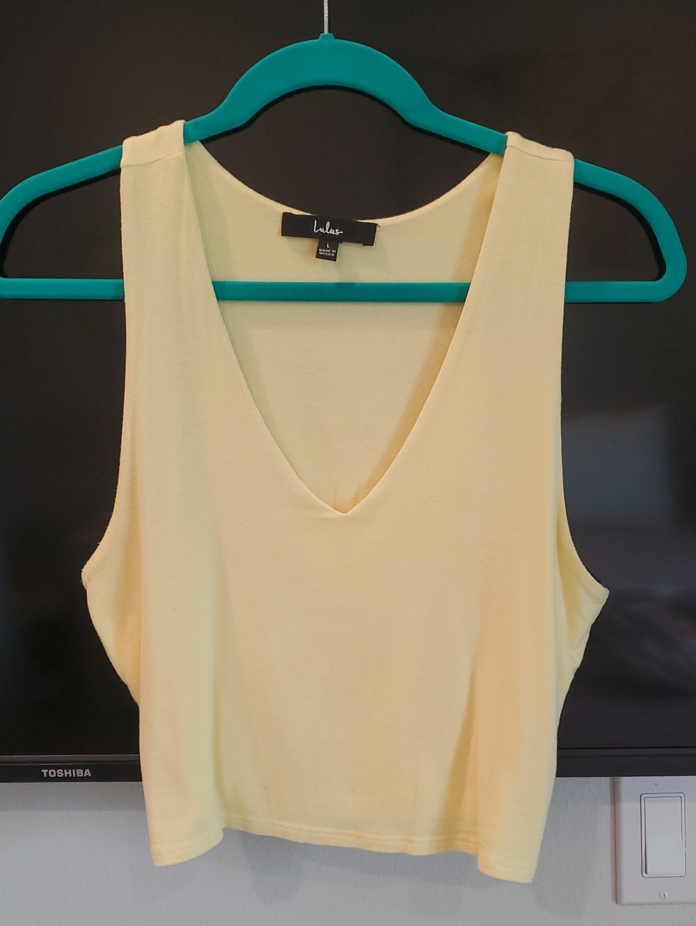Lulu's Pale Yellow V-Neck Cropped Tank